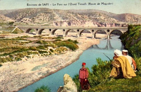 موكادور في صور:قنطرة وادي تانسيفت طريق الصويرة